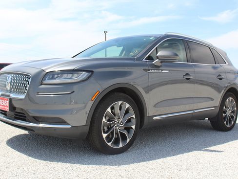 Used 2023 Lincoln Nautilus Reserve w/ Equipment Group 201A AWD/4WD image 1