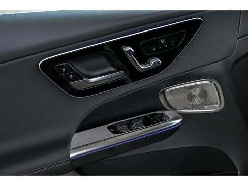 New 2026 Mercedes-Benz GLC 300 4MATIC image 5