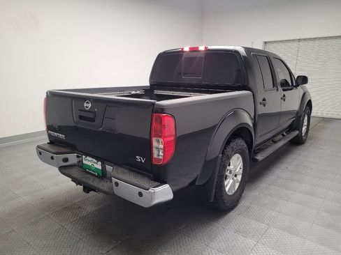Used 2021 Nissan Frontier SV RWD image 9