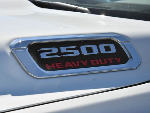 Used 2024 RAM 2500 Laramie image 13