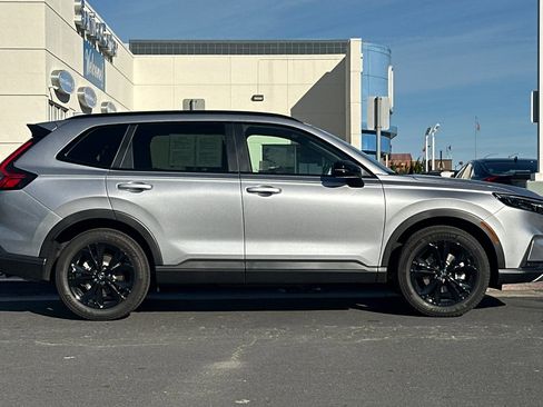 Used 2026 Honda CR-V Sport Touring image 2