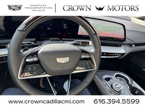 Used 2025 Cadillac Optiq Luxury 1 w/ LPO, Floor Liner Package image 23