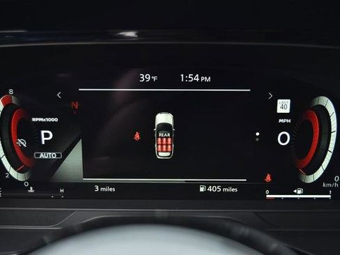 New 2025 Nissan Pathfinder Platinum image 13