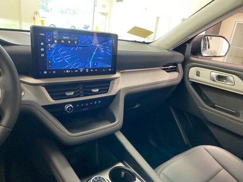 New 2026 Ford Explorer Active w/ Active Comfort Package image 14