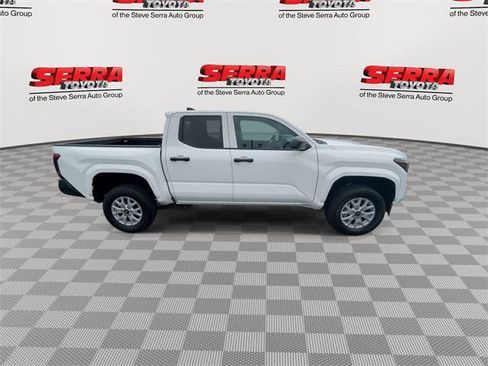 Certified 2025 Toyota Tacoma SR image 10