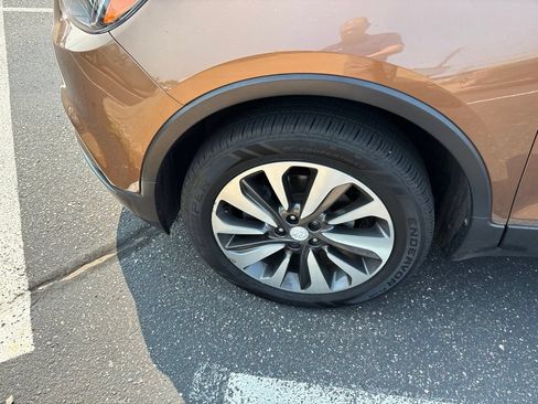 Certified 2017 Buick Encore Preferred AWD/4WD image 2