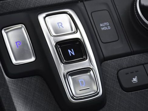 Used 2024 Hyundai Palisade Limited FWD image 13