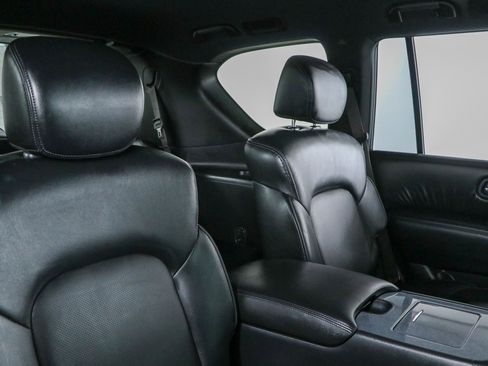 Used 2024 Nissan Armada SL w/ Midnight Edition Package AWD/4WD image 30