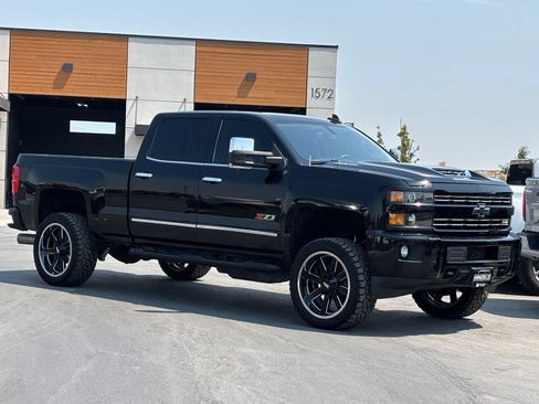 Used 2019 Chevrolet Silverado 2500 LTZ w/ Duramax Plus Package AWD/4WD image 1