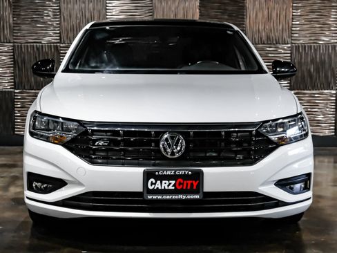 Used 2020 Volkswagen Jetta R-Line w/ R-Line Cold Weather Package FWD image 8