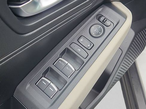 Certified 2025 Honda Accord LX image 22