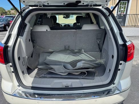 Used 2015 Buick Enclave Premium w/ Trailering Package FWD image 10