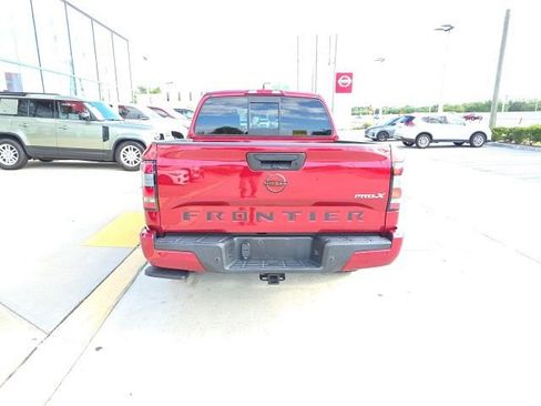 Used 2022 Nissan Frontier Pro-X RWD image 5