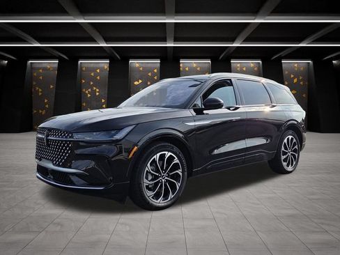 New 2026 Lincoln Nautilus Reserve AWD/4WD image 4