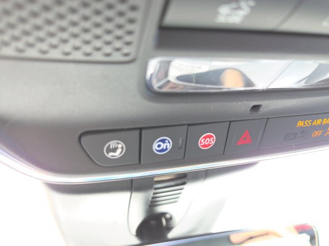 Used 2024 GMC Acadia Denali AWD/4WD image 36