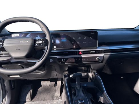 New 2026 Kia Sorento S image 10