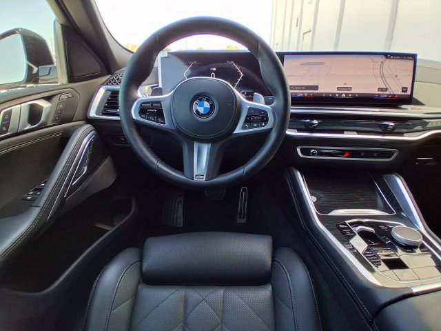 Used 2025 BMW X6 xDrive40i w/ Parking Assistance Package AWD/4WD image 10