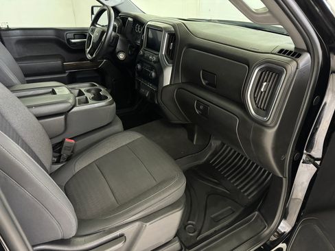 Used 2020 Chevrolet Silverado 1500 LT image 30