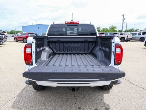 New 2026 GMC Canyon Elevation w/ Convenience Package AWD/4WD image 5