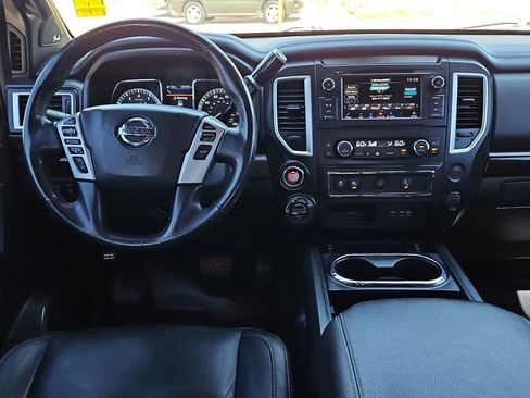 Used 2019 Nissan Titan SL w/ Midnight Edition AWD/4WD image 17