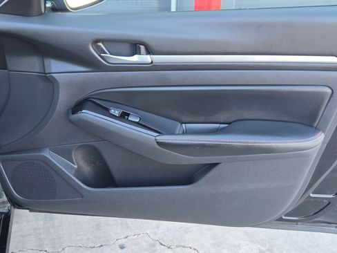 Certified 2024 Nissan Altima 2.5 SR w/ SR Premium Package image 30