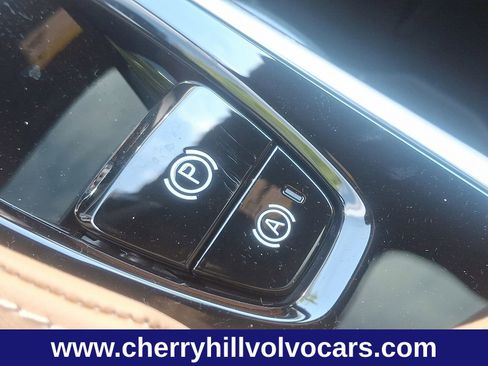 New 2025 Volvo XC90 T8 Ultra w/ Protection Package Premier image 24