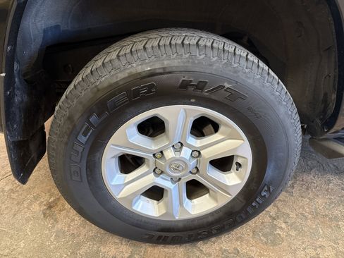 Used 2023 Toyota 4Runner SR5 image 10