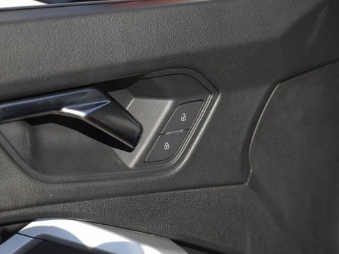 Used 2022 Audi Q3 2.0T Premium Plus image 26