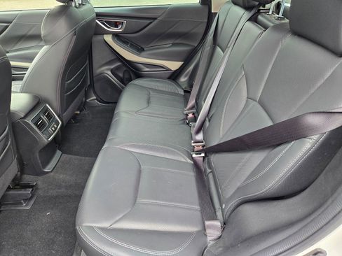 Certified 2023 Subaru Forester Limited AWD/4WD image 9