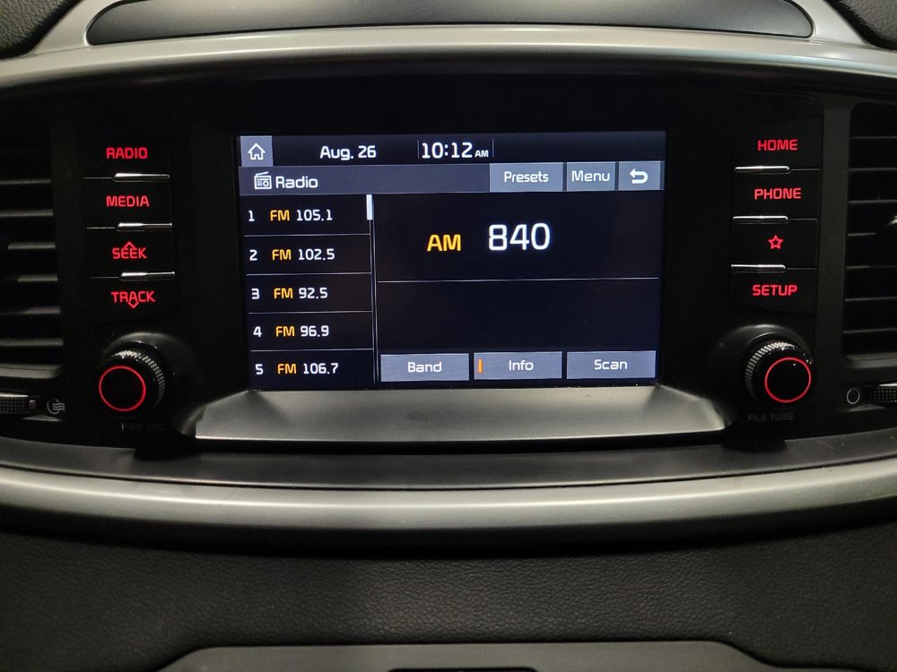 Used 2019 Kia Sorento AWD V6 image 25