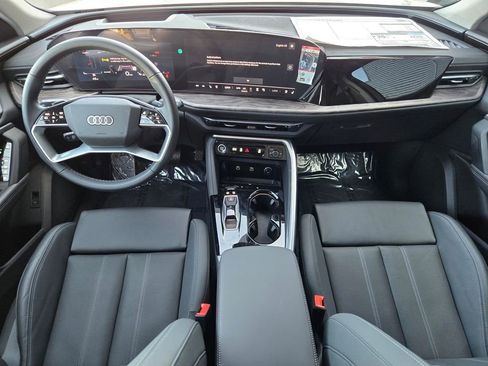 New 2025 Audi Q5 Premium Plus image 12
