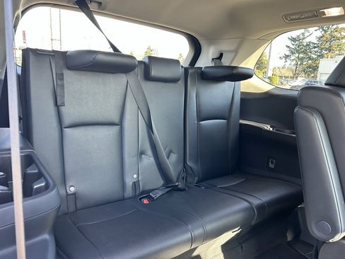 Certified 2025 Toyota Grand Highlander XLE image 16