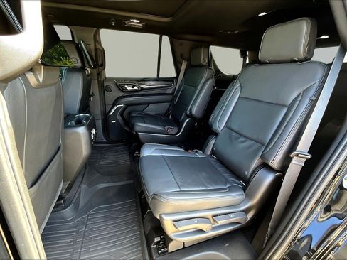 Used 2021 GMC Yukon Denali w/ Denali Premium Package AWD/4WD image 22