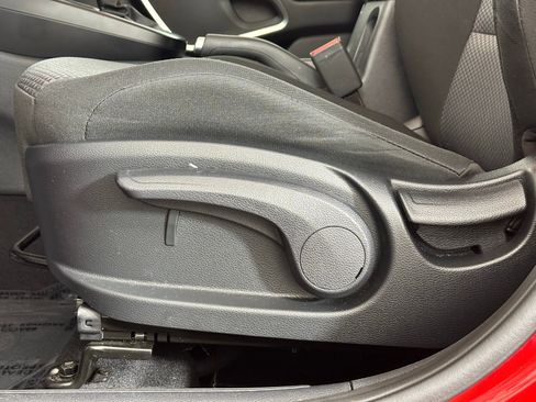 Used 2024 Kia Soul LX w/ Option Group 015 FWD image 7