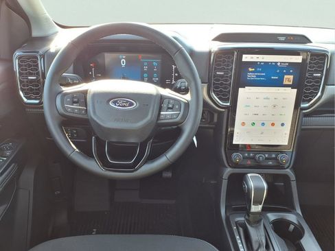 New 2026 Ford Ranger XLT w/ Equipment Group 301A High image 4