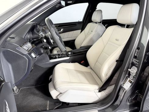 Used 2014 Mercedes-Benz E 63 AMG S-Model image 37