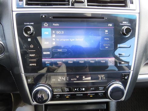 Used 2019 Subaru Outback 2.5i Limited image 19