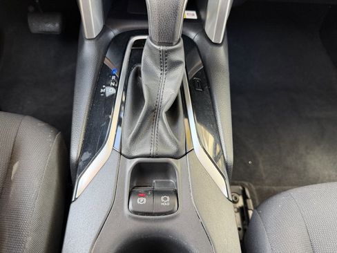 Used 2023 Toyota Corolla Cross LE image 24