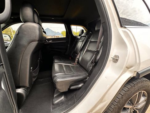 Used 2020 Jeep Grand Cherokee Limited w/ Luxury Group II RWD image 17