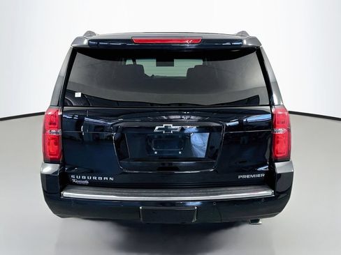 Used 2019 Chevrolet Suburban Premier w/ Premier Plus Edition AWD/4WD image 6