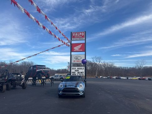 Used 2017 MINI Cooper Clubman S image 3