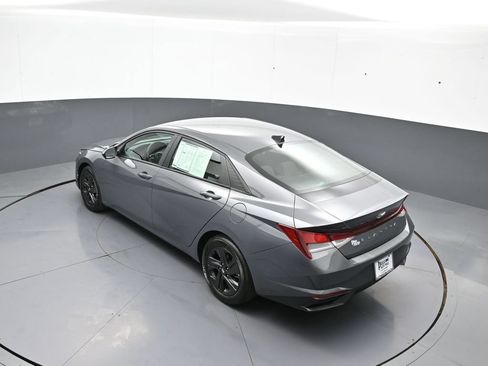 Certified 2023 Hyundai Elantra SEL FWD image 39