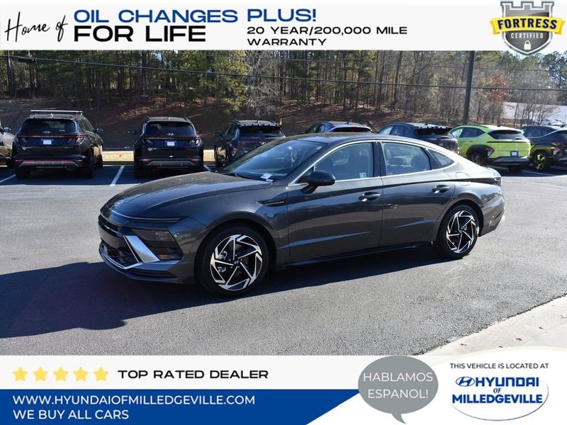 Certified 2024 Hyundai Sonata SEL w/ Convenience Package image 1