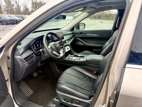 Certified 2023 INFINITI QX60 Luxe image 9