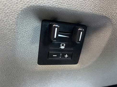 Used 2011 Chevrolet Silverado 2500 W/T image 29