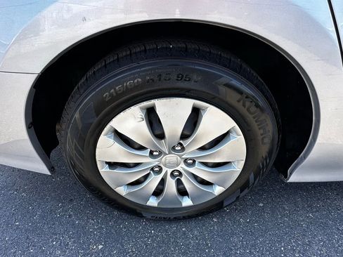 Used 2012 Honda Accord LX image 6