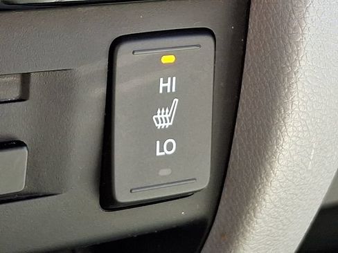 Used 2016 Honda Pilot Touring image 15