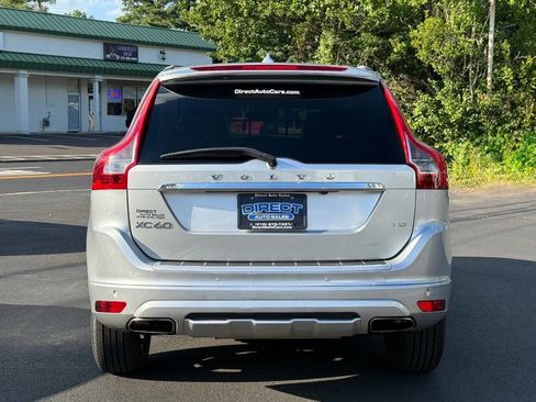 Used 2017 Volvo XC60 T5 Dynamic w/ Preferred Option Package image 9