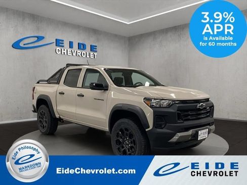 New 2026 Chevrolet Colorado Trail Boss w/ Midnight Edition AWD/4WD image 1