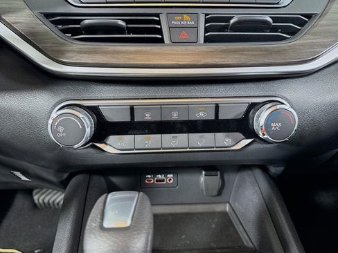 New 2026 Nissan Altima 2.5 SV FWD image 13